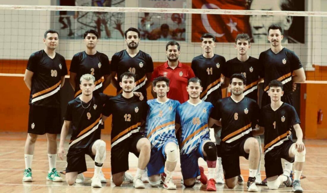 Tamamı İnegöllü altyapı sporcularından oluşan İnegöl Belediyespor Erkek Voleybol Takımı,