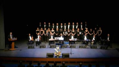Medicana Bursa Hastanesi çalışanlarından oluşan Türk sanat müziği korosu, Bursalı