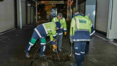 Bursa Büyükşehir Belediyesi, kentin göz bebeği konumundaki Tarihi Çarşı ve