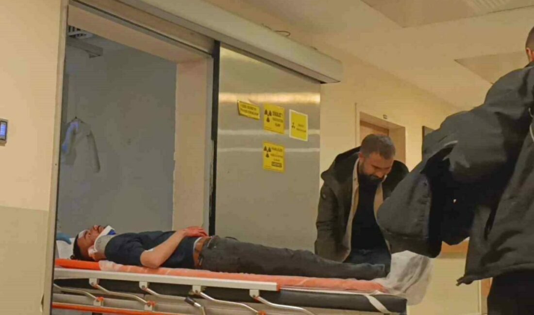 Tarlaya uçan otomobil hurdaya döndü: 1 yaralı Bursa’nın İnegöl ilçesinde meydana gelen tek taraflı kazada, tarlaya alana