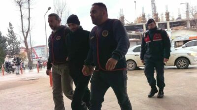 Bursa’nın İnegöl ilçesinde cezaevinden firar ederek tekel bayine tüfekle ateş