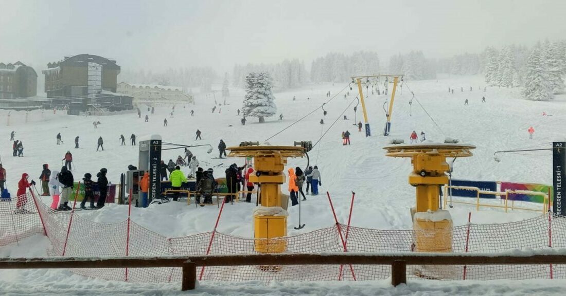 Türkiye’nin en köklü kış turizm merkezi Uludağ, 2026 yılına coşkulu