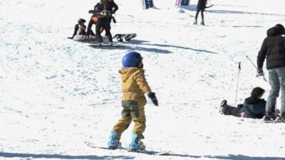Türkiye’nin ilk ve en büyük kayak merkezi olan Uludağ’da sömestr