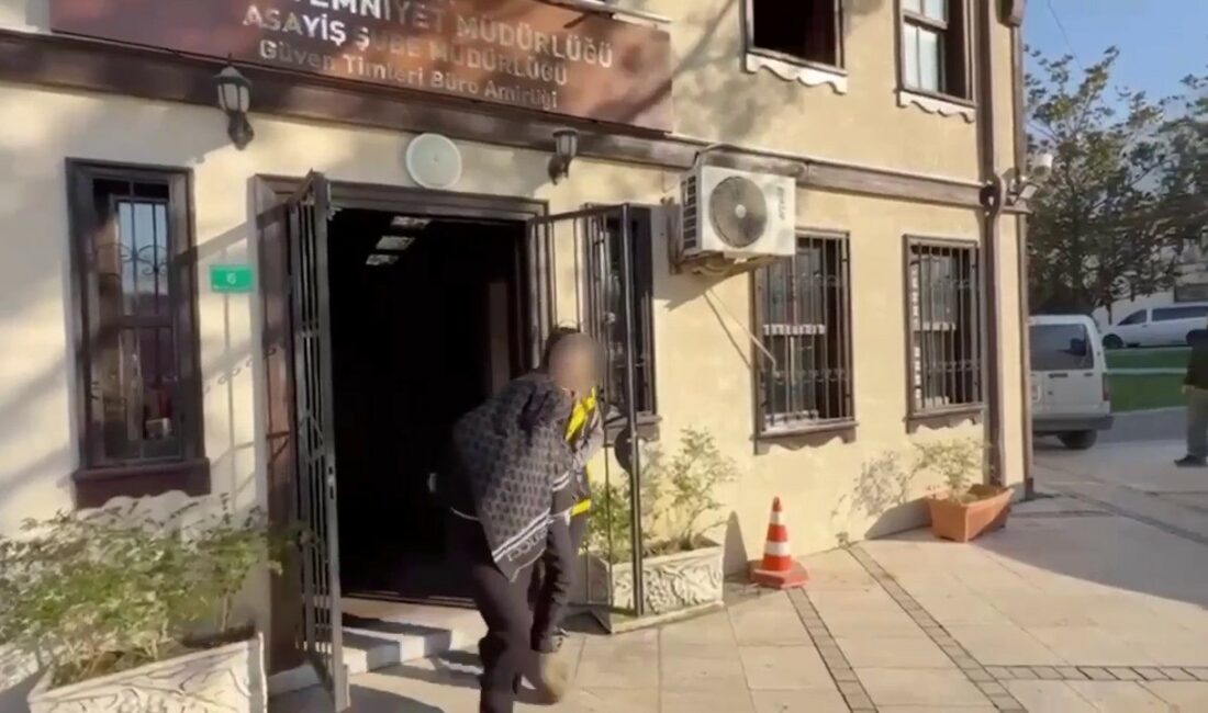 Bursa’da bir vatandaşın yaklaşık 30 bin TL değerindeki cep telefonunu