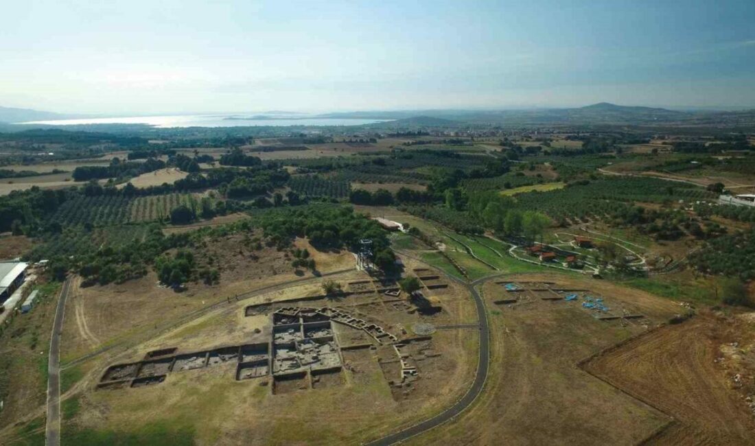 Bursa Büyükşehir Belediyesi, 8500 yıllık geçmişi bulunan Aktopraklık Höyük Arkeopark