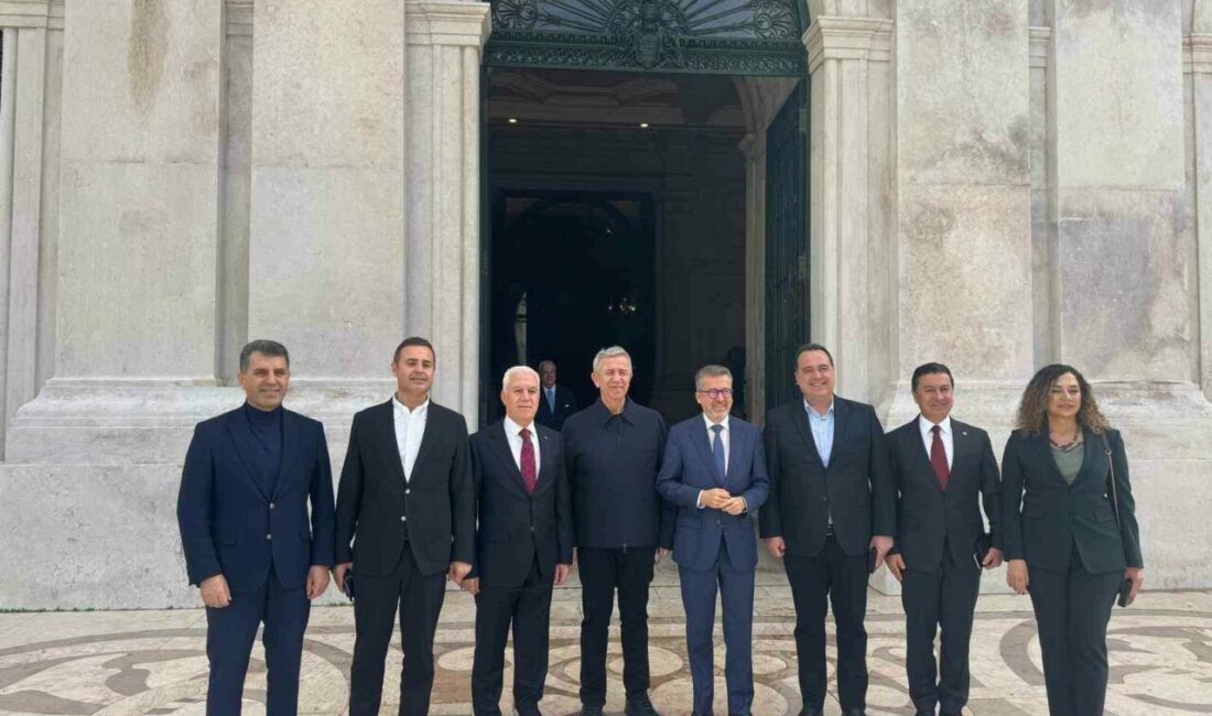 Bursa Büyükşehir Belediye Başkanı Mustafa Bozbey, Tarihi Kentler Birliği tarafından