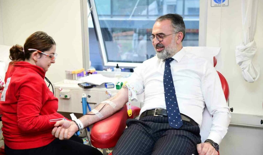 Başkan Erol’dan anlamlı hareket: “Bir ünite kan, bir hayat” Kestel Belediye Başkanı Ferhat Erol, Ramazan ayı öncesinde kan bağışının