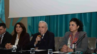 Nilüfer Belediye Başkanı Şadi Özdemir, temizlik işleri personeli ile buluştu.