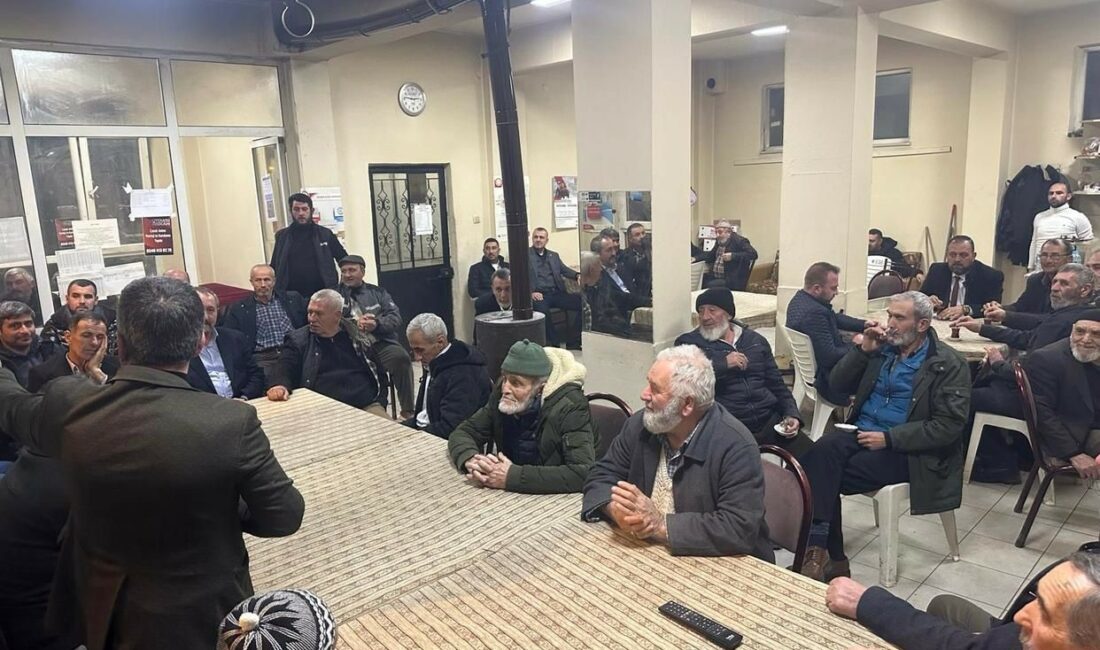 Kestel’in Ümitalan köyünde, cenaze sonrası yapılan pide dağıtımı uygulaması köy