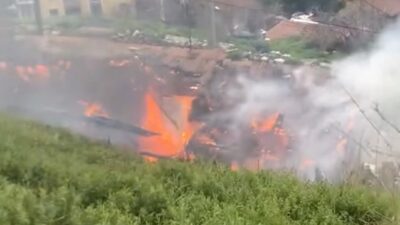 Bursa’nın Gemlik ilçesinde çıkan ev yangını korku dolu anlara neden