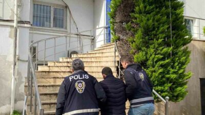 Bursa’nın Mudanya ilçesinde bir bağ evinden yaklaşık 50 bin lira