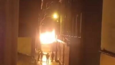 Bursa’nın Osmangazi ilçesinde boş bir depoda çıkan yangın paniğe neden