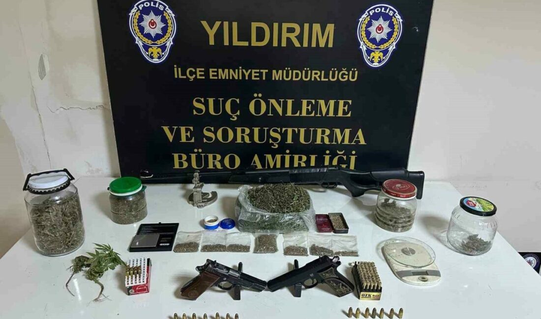 Bursa’da uyuşturucu madde ticareti ve ruhsatsız silah bulundurulduğu belirlenen adrese
