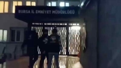 Yenişehir’de kuyumcuya yönelik silahlı yağma girişiminin şüphelisi, 30 saatlik kamera