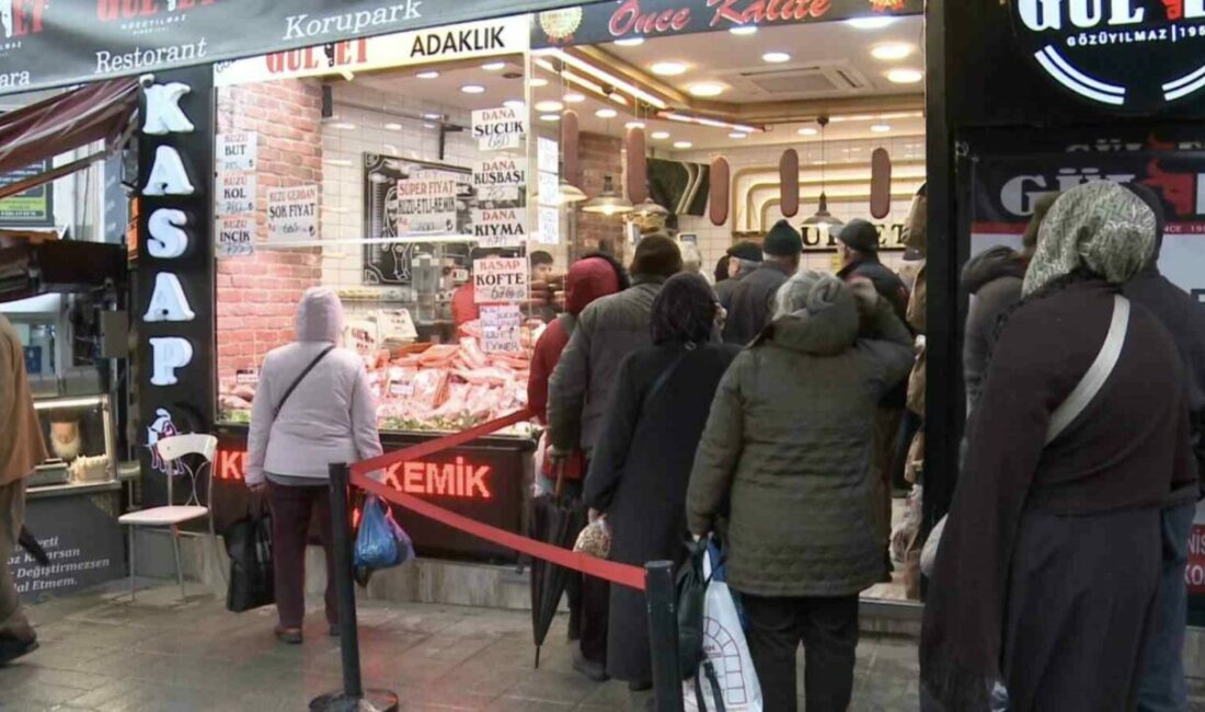 Ramazan ayının yaklaşmasıyla birlikte Bursa’daki çarşı ve pazarlarda yoğunluk yaşanmaya