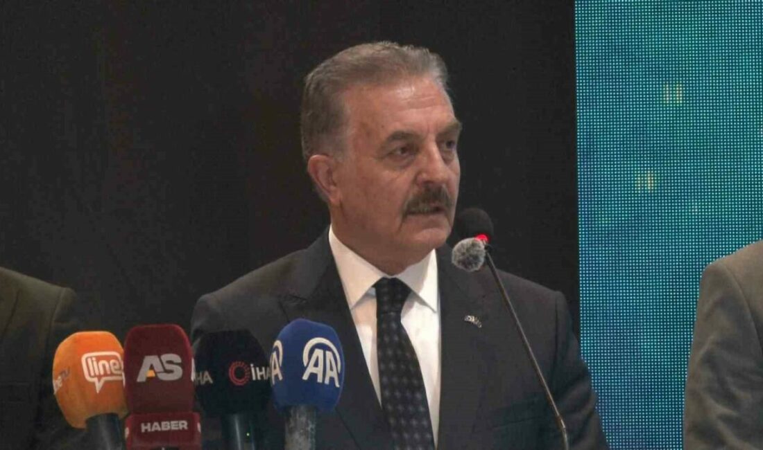 Ülkü Ocakları Bursa İl Başkanlığı tarafından düzenlenen iftar programı yoğun