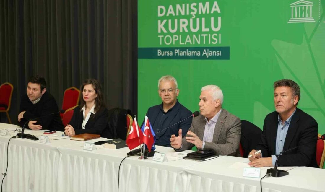 Bursa’nın geleceği bilimin ışığında şekilleniyor Bursa Planlama Ajansı’nın Danışma Kurulu toplantısında akademisyen ve yöneticilerle bir