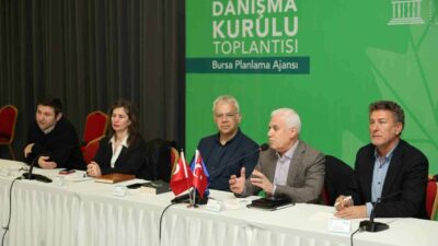 Bursa Planlama Ajansı’nın Danışma Kurulu toplantısında akademisyen ve yöneticilerle bir