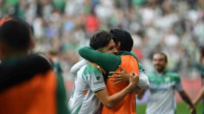 Bursaspor, TFF 2. Lig Kırmızı Grup’un 24. haftasında sahasında Kırklarelispor’u