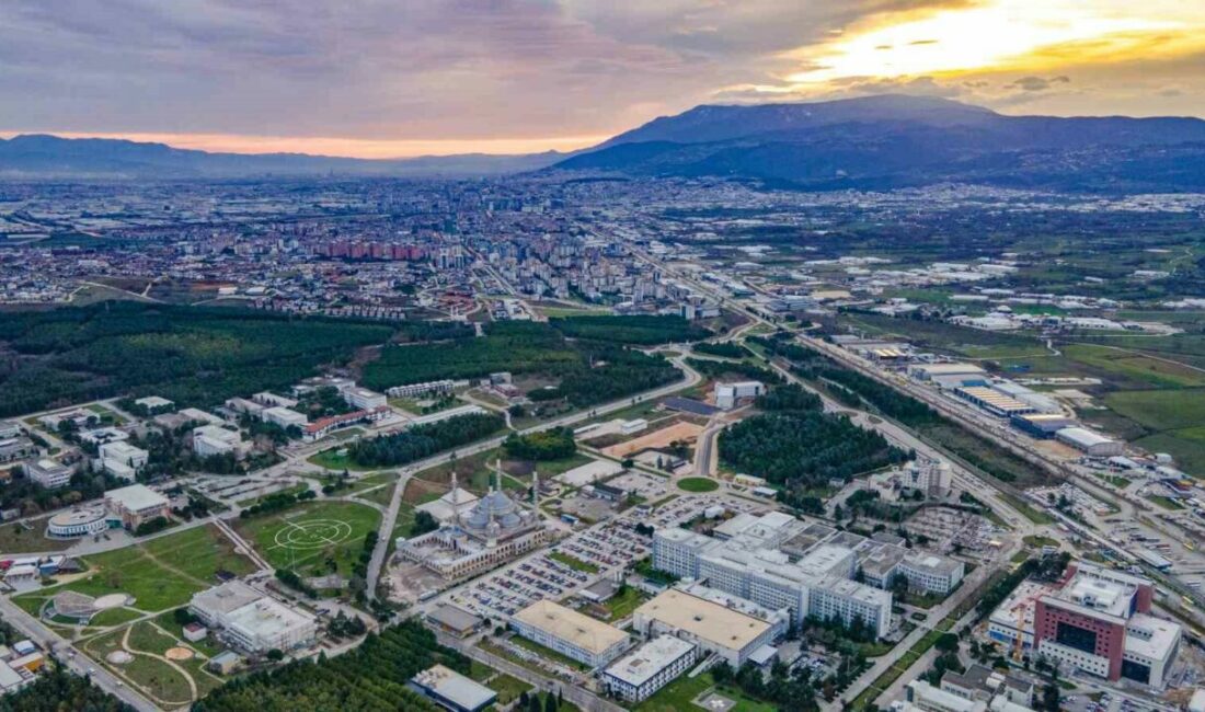 Bursa Uludağ Üniversitesi (BUÜ) Yönetimi, banka temsilcileriyle yaptıkları promosyon görüşmelerini