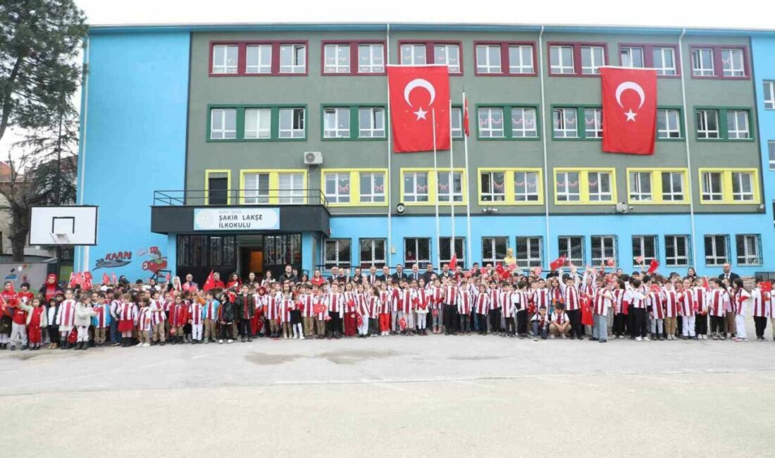 İnegölspor’un başlattığı “Bir Çocuğun Mutluluğu Dünyaya Bedel” kampanyası kapsamında Şakir