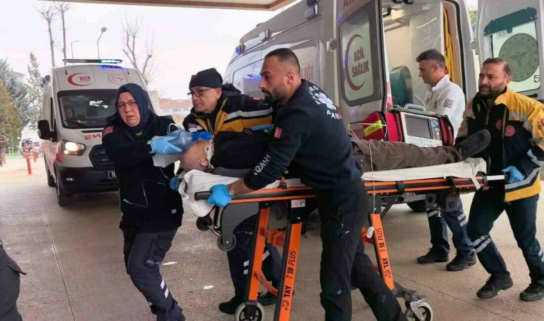 Bursa’da damat, kayınbabasına ve kayınbiraderine kurşun yağdırdı Bursa’nın İnegöl ilçesinde damat, tabancayla kayınbiraderine ve kayınbabasına kurşun yağdırdı.