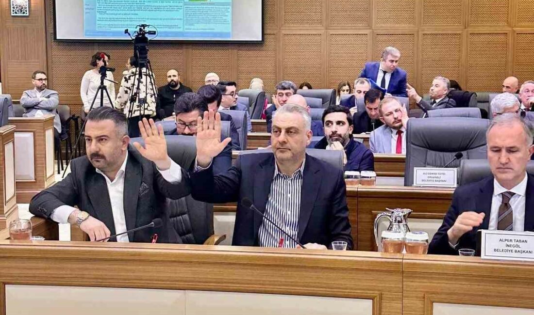 Bursa Büyükşehir Belediyesi Şubat ayı 1. Olağan Meclis Toplantısı’nda, AK