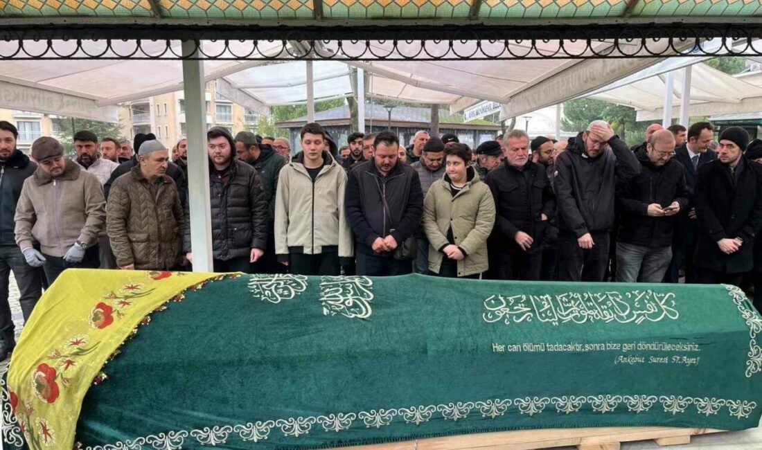 Emekli müftünün en acı günü Emekli Müftü Said Emin Arvas’ın vefat eden kızı Müberra Arvas