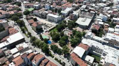 Gürsu’nun önemli sorunlarından biri olan otopark sorunu, kent meydanı projesiyle