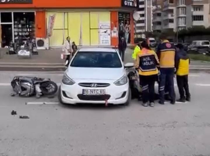 Bursa’da dönüş yapmak isteyen otomobil ile motosikletin çarpışması sonucu meydana