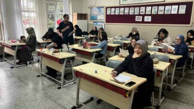 Bursa’nın Osmangazi ilçesinde yer alan Reşitpaşa İlkokulu, “Aile Yılı” kapsamında