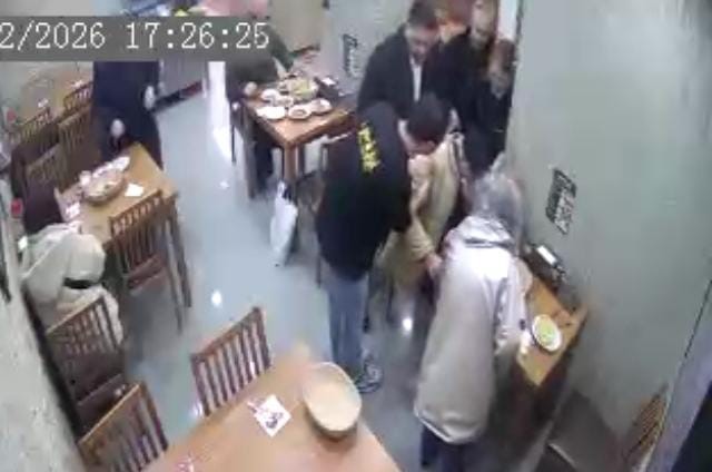 Bursa’nın Mustafakemalpaşa ilçesinde bir lokantada yaşanan bir olay, saniyelerin ne