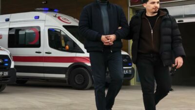 Bursa’nın İnegöl ilçesinde Narkotik Büro Amirliği ekipleri kovalamaca sonucu uyuşturucu