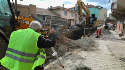 Bursa’nın güçlü bir altyapıya kavuşması için yatırımlarını tüm ilçelerde sürdüren