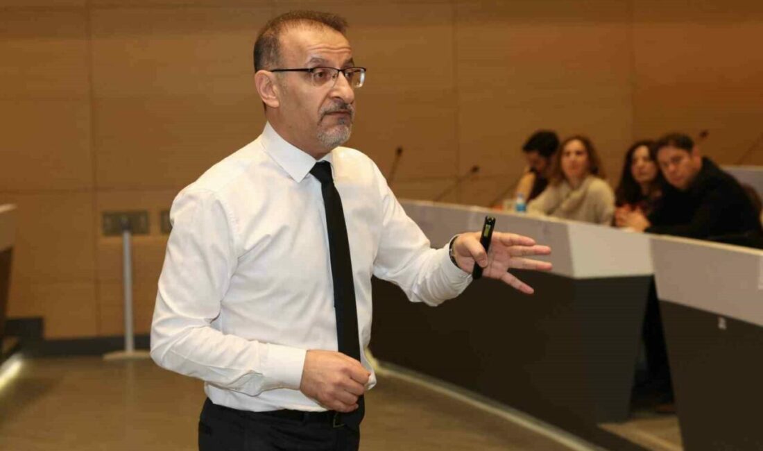 Nilüfer Belediyesi, “Neden Güvenli Yönetmeliyiz?” başlıklı eğitim programıyla üst düzey