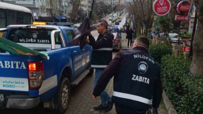 Nilüfer Belediyesi Zabıta Müdürlüğü ekipleri, kentin estetiğini bozan ve yaya