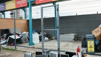 Nilüfer Belediyesi, çevre ve insan sağlığını tehdit eden elektronik atıkların