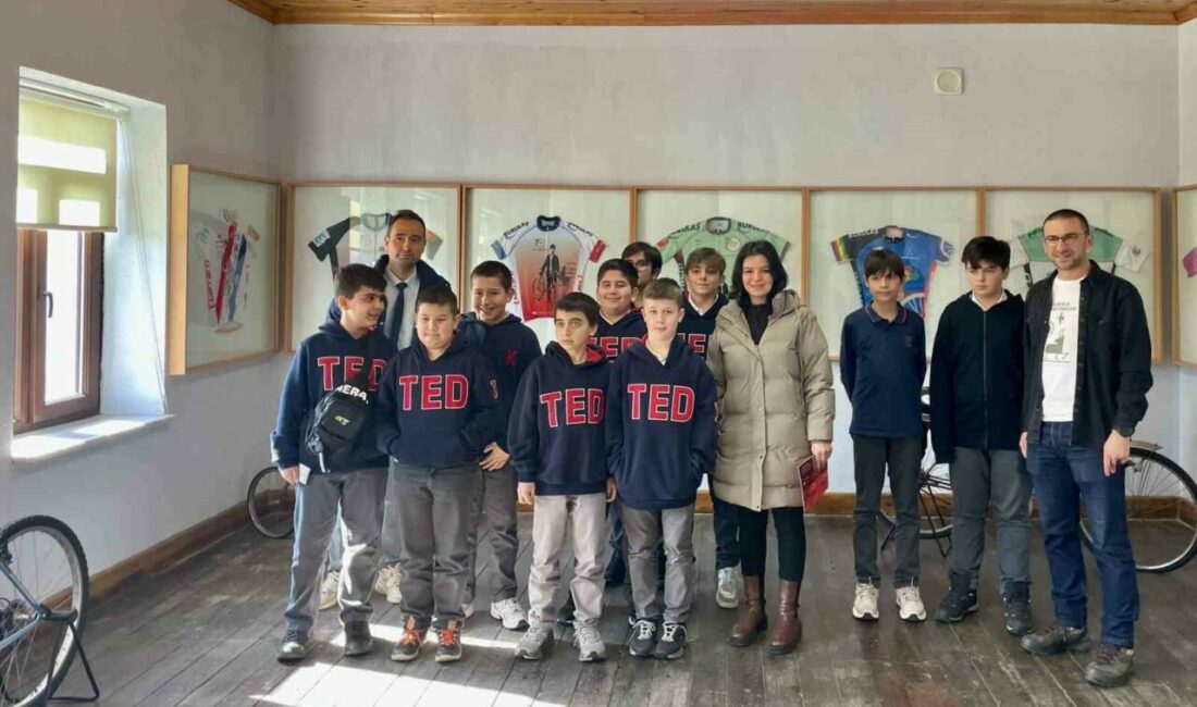 Nilüfer Belediyesi, Ertan Ayçetin Bisikletevi’nde ağırladığı Özel bir okulun Bisiklet