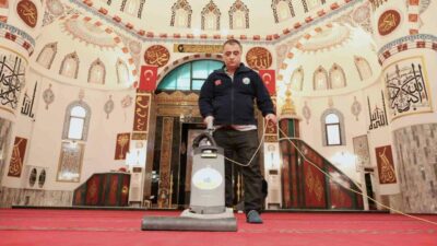 Osmangazi Belediyesi, vatandaşların Ramazan ayında ibadetlerini daha hijyenik bir ortamda