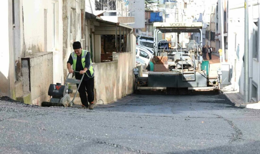 Osmangazi’de sürücüleri mutlu eden hizmet Osmangazi Belediyesi, ilçe genelinde sürdürdüğü kapsamlı asfalt yenileme çalışmalarıyla hem