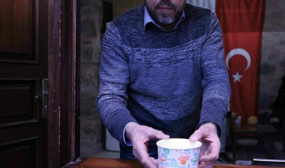 Osmangazi’den İhtiyaç sahibi ailelerin yüzünü güldüren hizmet Osmangazi Belediyesi haftanın 6 günü Somuncu Baba Evi, Fırını ve