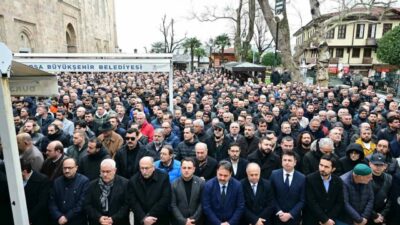 AK Parti Bursa Milletvekili Refik Özen’in annesi Bahtişah Özen, hayatını