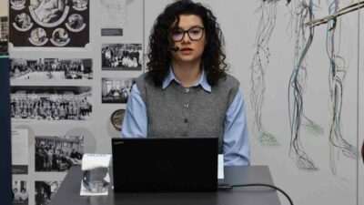 Nilüfer Belediyesi’nin düzenlediği “Kemik Erimesi ve Beslenme” başlıklı söyleşide konuşan