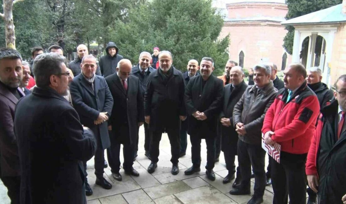 Sultan II. Murad, vefatının 573. yılında Bursa’da dualarla anıldı Osmanlı’nın ikinci kurucusu sayılan Çelebi Mehmed’in oğlu, Fatih Sultan Mehmed’in