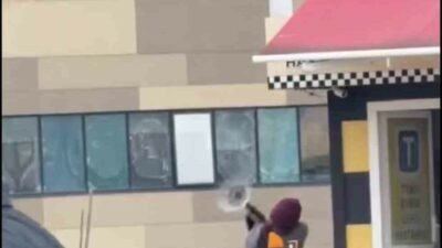 Bursa Şehir Hastanesi taksi durağında içinde yolcu dolu taksiye alınmadığı