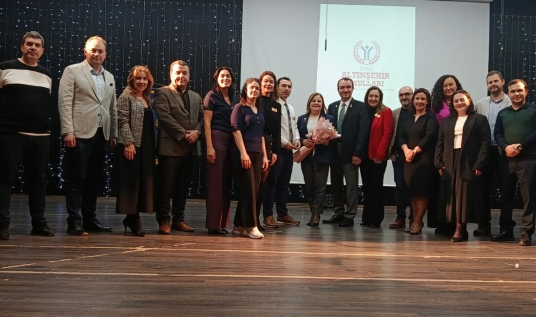Çekirge Rotary Kulübü, Özel Altınşehir Okulları iş birliğiyle düzenlenen Kariyer