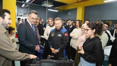 Türkiye’nin ilk astronotu Alper Gezeravcı, Bursa Teknik Üniversitesi programı kapsamında