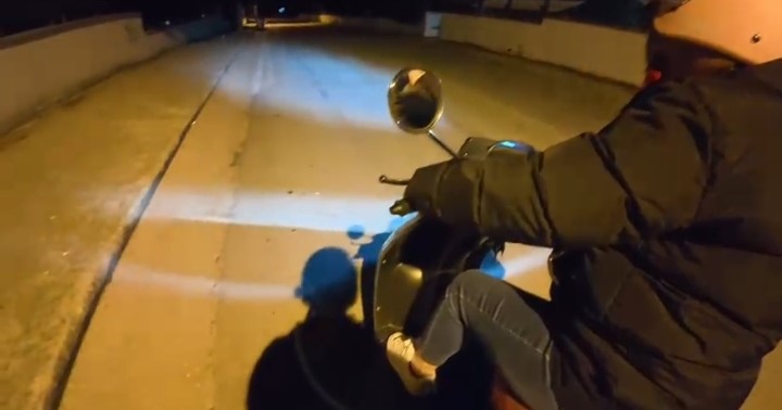 Bursa’nın Karacabey ilçesi Esentepe Mahallesi’nde bir genç, gece saatlerinde annesine