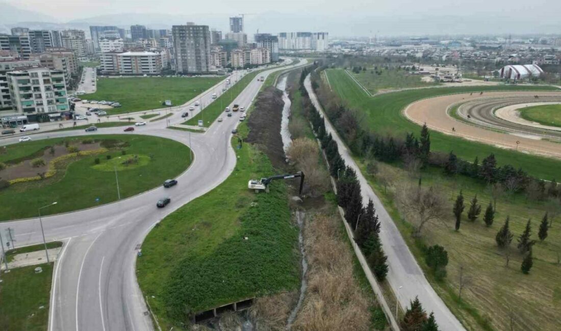 Bursa Büyükşehir Belediyesi BUSKİ Genel Müdürlüğü ekipleri, ihtimal yağışların neden