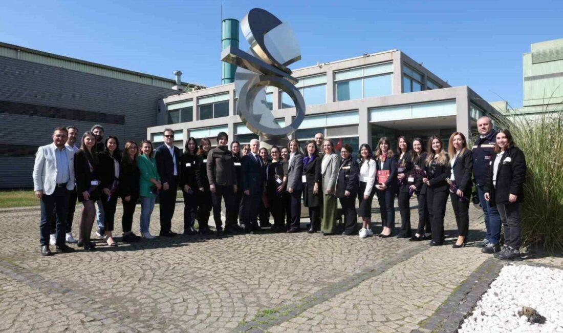 Bursa Büyükşehir Belediye Başkanı Mustafa Bozbey, 8 Mart Dünya Kadınlar